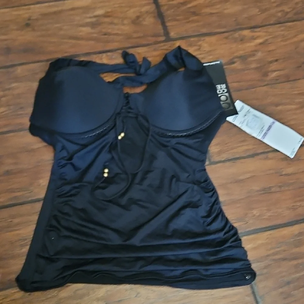 Elegant Black Women's Top - Picture 1 of 3